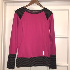 Reebok long sleeve pink athletic workout top A7